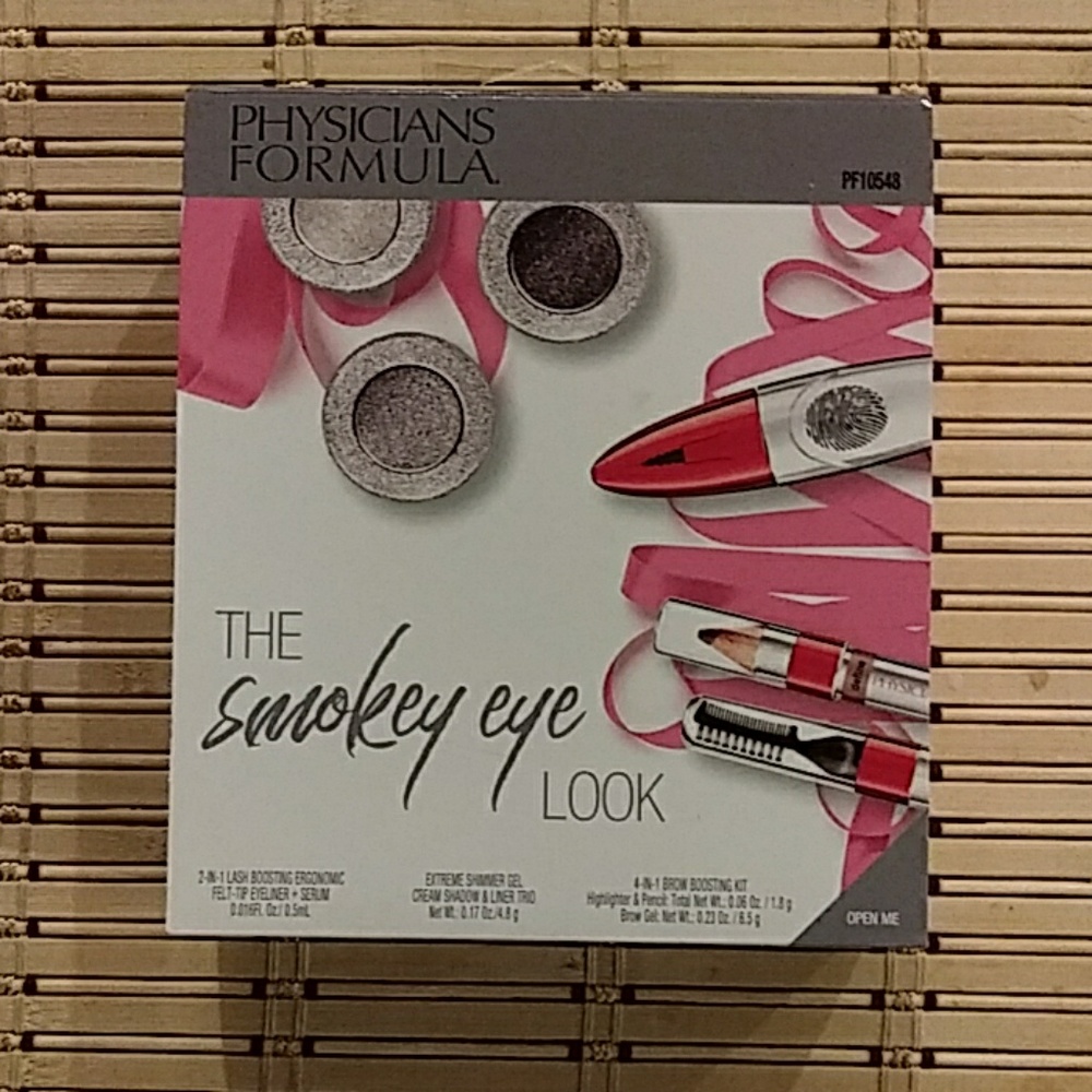 The smokey eye look by Physicians Formula